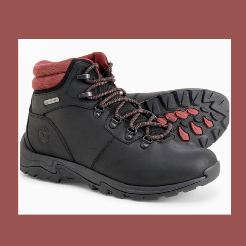 TIMBERLAND WATERPROOF LEATHER HIKING BOOTS.